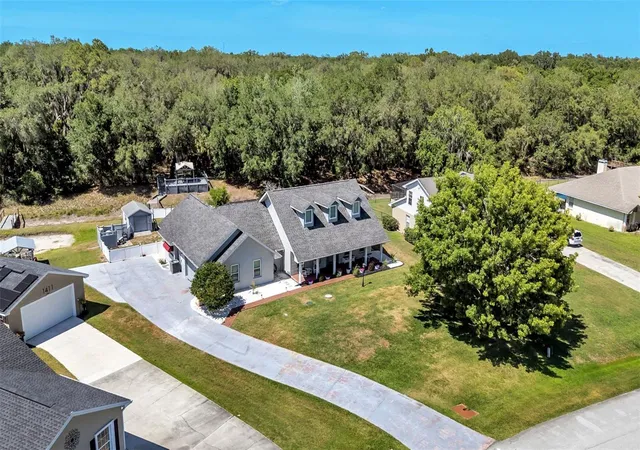 2nd image of 1413 Hidden Creek Ln, Winter Haven, FL 33880 | MLS# L4961757