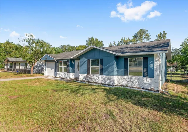 Photo 2 of Single family home for sale at 69 Sapphire Rd, Ocala, FL 34472 | MLS# OM724381 | Listing updated on 2026-09-02