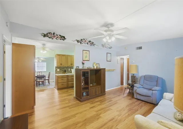 Photo 3 of Single family home for sale at 481 Kentia Rd, Casselberry, FL 32707 | MLS# O6406227 | Listing updated on 2026-08-11