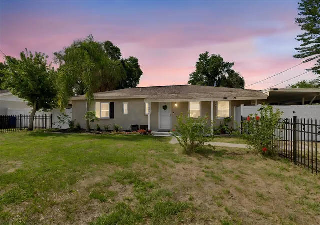 Single family home for sale at 3912 W Leila Ave, TAMPA, FL 33616 | MLS# TB8506672