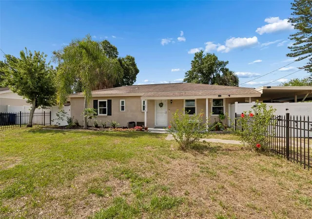 Homes for sale in Tampa, FL | 3912 W Leila Ave, Tampa, FL 33616 | MLS# TB8506672