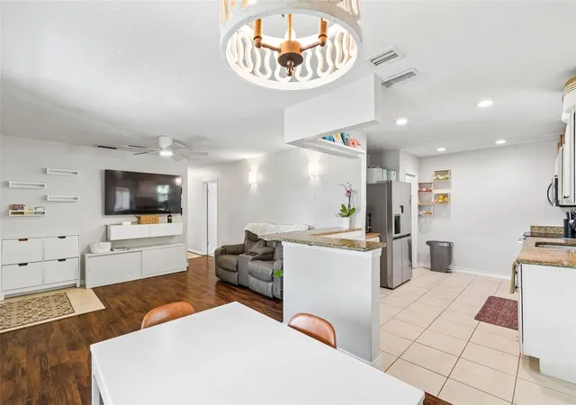 Homes for sale in Tampa, FL | 3912 W Leila Ave, Tampa, FL 33616 | MLS# TB8506672