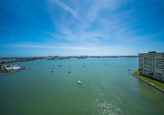 Photo 4 of Condo for sale at 4525 Cove Cir #1207, Saint Petersburg, FL 33708 | MLS# TB8506679 | Listing updated on 2026-08-15