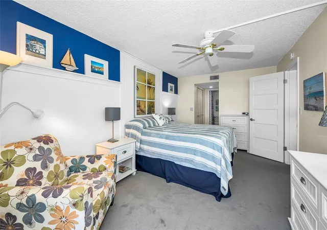 Photo 5 of Condo for sale at 4525 Cove Cir #1207, Saint Petersburg, FL 33708 | MLS# TB8506679 | Listing updated on 2026-08-15