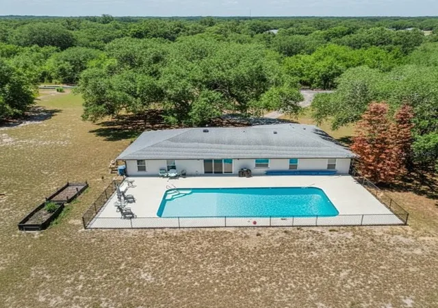 Homes for sale in Weirsdale, FL | 17373 Se 130Th Ave, Weirsdale, FL 32195 | MLS# G5112110