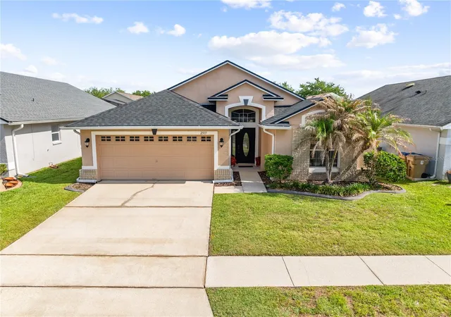 Homes for sale in Kissimmee, FL | 2513 Crown Ridge Cir, Kissimmee, FL 34744 | MLS# S5149544