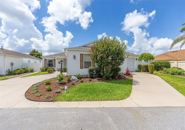 3rd image of 1678 Govan Pl, The Villages, FL 32162 | MLS# G5112111
