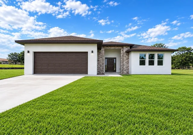 Photo 2 of Single family home for sale at 804 E Epsom Ct, Hernando, FL 34442 | MLS# OM724385 | Listing updated on 2026-10-12