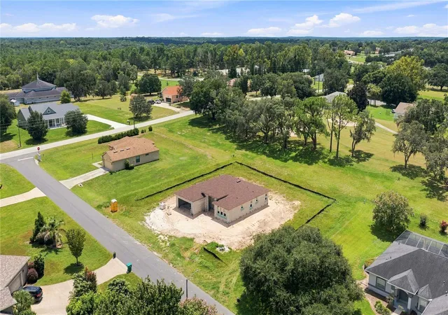 Photo 3 of Single family home for sale at 804 E Epsom Ct, Hernando, FL 34442 | MLS# OM724385 | Listing updated on 2026-08-07