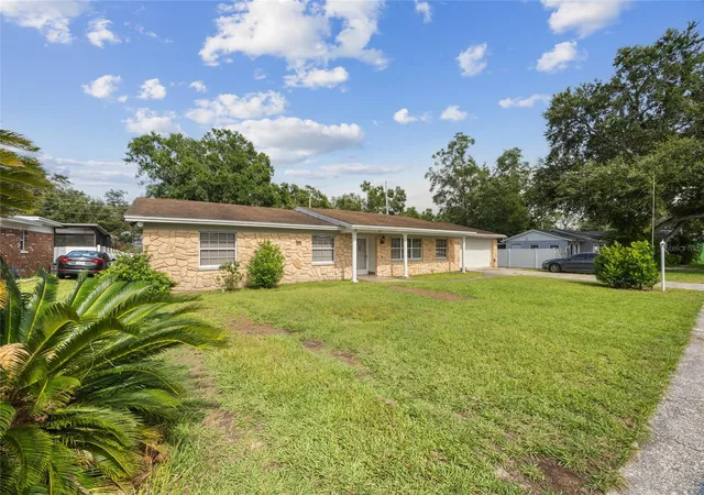3rd image of 409 Debra Dr, Brandon, FL 33510 | MLS# TB8506696