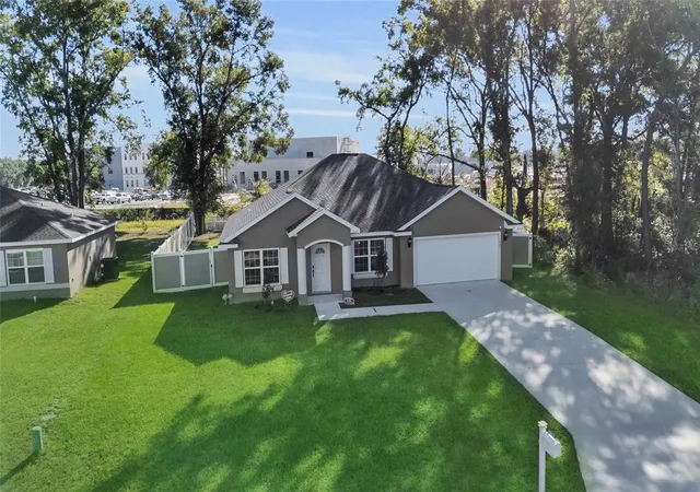 Photo 3 of Sale Pending at 1645 SW 168th Loop, Ocala, FL 34473 | MLS# OM724387 | Listing updated on 2026-08-03
