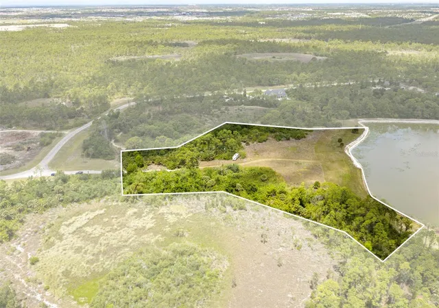 3rd image of Falcon Ct, Venice, FL 34293 | MLS# N6144265