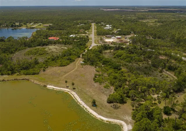 5th image of Falcon Ct, Venice, FL 34293 | MLS# N6144265