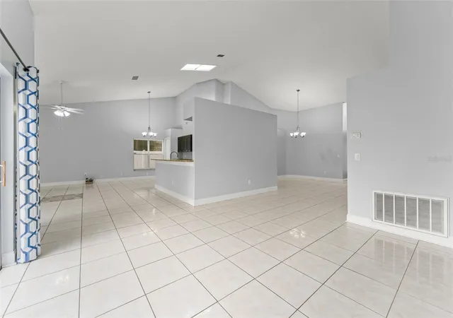 Photo 4 of Single family home for sale at 632 Herons Nest Ct, Orlando, FL 32825 | MLS# O6406271 | Listing updated on 2026-08-19