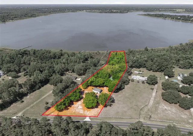 5th image of 3980 Se 183Rd Avenue Rd, Ocklawaha, FL 32179 | MLS# OM724398