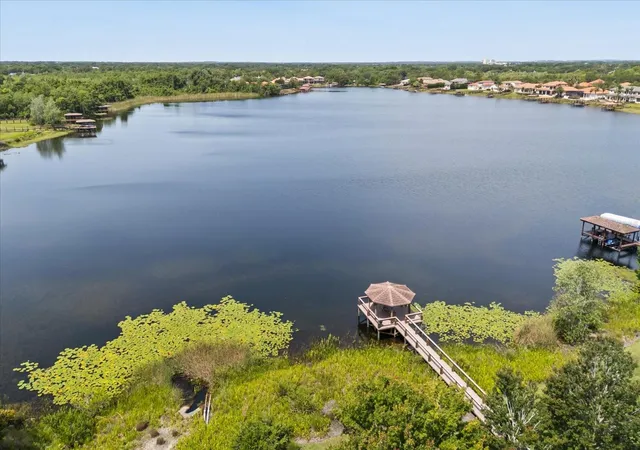 Photo 57 of Single family home for sale at 1554 Lake Rhea Dr, Windermere, FL 34786 | MLS# O6406297 | Listing updated on 2026-08-27
