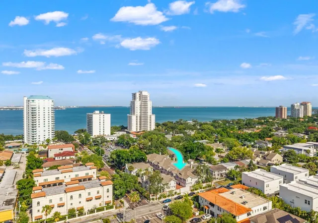 Photo 2 of Condo for sale at 2920 W El Prado Blvd #11, Tampa, FL 33629 | MLS# W7885618 | Listing updated on 2026-09-21
