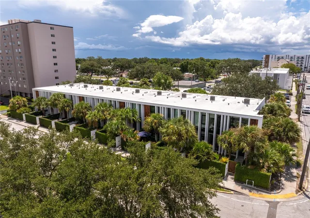 3rd image of 154 2Nd Street Sw #Unit 7, Winter Haven, FL 33880 | MLS# L4961765