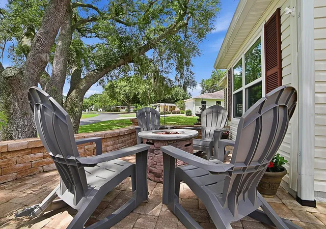 3rd image of 1033 Aloha Wy, Lady Lake, FL 32159 | MLS# G5112117
