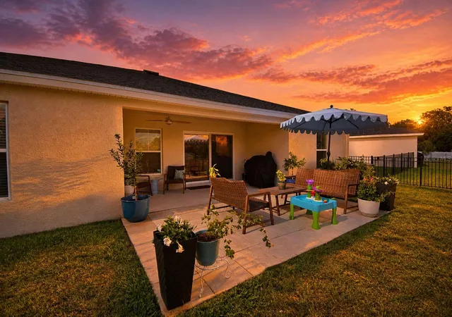 4th image of 1018 Brimstone Cir, Winter Haven, FL 33884 | MLS# P4938672