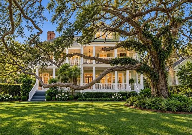 Photo 1 of Single family home for sale at 6220 Bayshore Blvd, Tampa, FL 33611 | MLS# TB8506772 | Listing updated on 2026-09-21