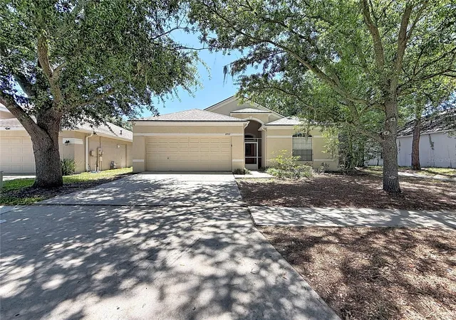2nd image of 6932 Monarch Park Dr, Apollo Beach, FL 33572 | MLS# TB8506773