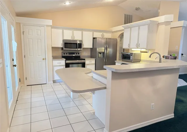 Photo 3 of Single family home for sale at 4262 NE 35th Avenue Rd, Ocala, FL 34479 | MLS# OM724430 | Listing updated on 2026-05-11