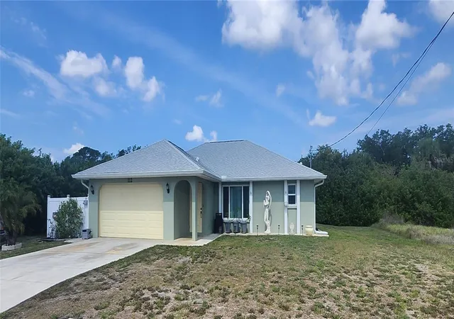 Photo 2 of Single family home for sale at 112 Antilla Rd, North Port, FL 34287 | MLS# C7525972 | Listing updated on 2026-08-27