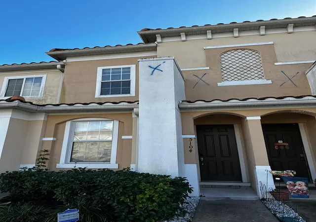 Photo 1 of Townhouse for sale at 5104 Dominica Dr, Kissimmee, FL 34746 | MLS# G5112123 | Listing updated on 2026-05-09