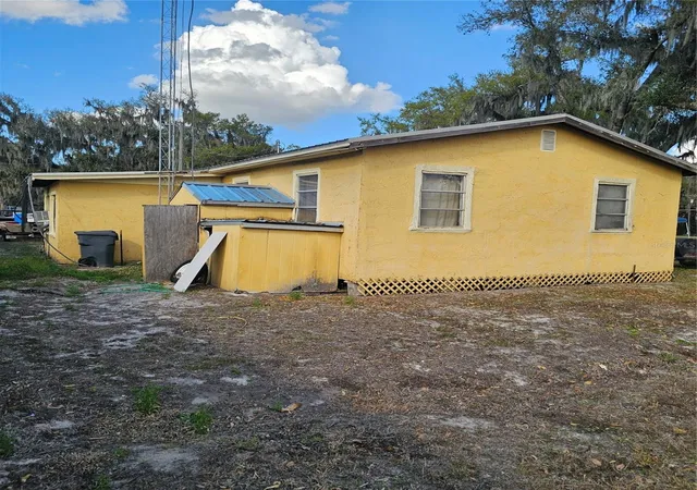 Homes for sale in Mulberry, FL | 2230 4Th St, Mulberry, FL 33860 | MLS# L4961773