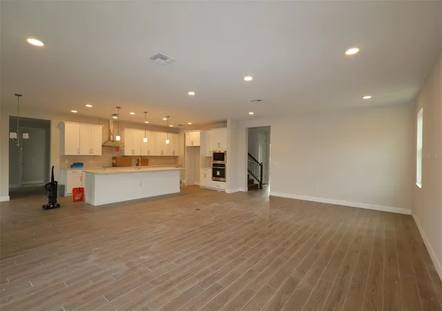 Photo 4 of Single family home for sale at 2568 Hawks Overlook, Oviedo, FL 32765 | MLS# O6406390 | Listing updated on 2026-10-01