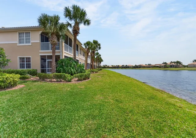 1st image of 1364 Emerald Dunes Dr, Sun City Center, FL 33573 | MLS# TB8506859