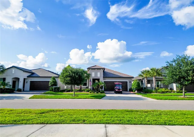 5th image of 31527 Cannon Rush Dr, San Antonio, FL 33576 | MLS# TB8506873