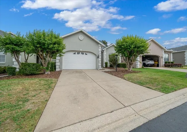 Photo 3 of Single family home for sale at 3003 Sw 41st Place, Ocala, FL 34474 | MLS# OM724445 | Listing updated on 2026-09-13