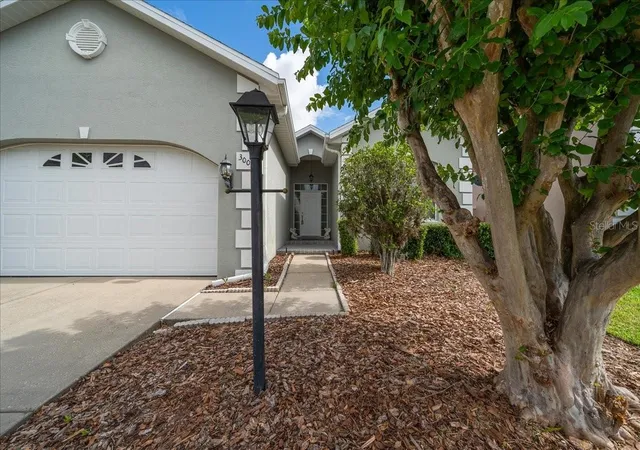 Photo 3 of Single family home for sale at 3003 SW 41st Place, Ocala, FL 34474 | MLS# OM724445 | Listing updated on 2026-09-13
