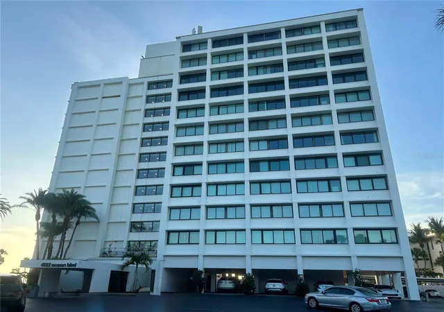 Homes for sale in Sarasota, FL | 4822 Ocean Blvd #3D, Sarasota, FL 34242 | MLS# O6406435