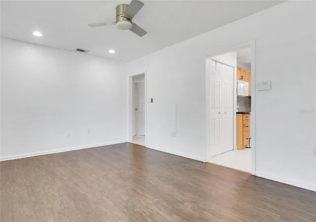 Photo 3 of Single family home for sale at 2482 Roxbury Rd, Winter Park, FL 32789 | MLS# O6406443 | Listing updated on 2026-10-05