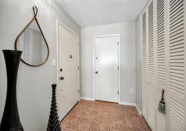 Photo 3 of Condo for sale at 100 Blf View Dr #514C, Belleair Bluffs, FL 33770 | MLS# TB8506937 | Listing updated on 2026-09-23