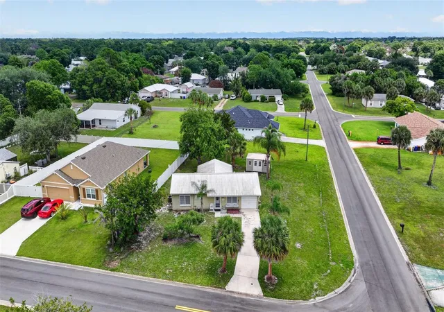Homes for sale in Vero Beach, FL | 2296 18Th Ave Sw, Vero Beach, FL 32962 | MLS# O6406452