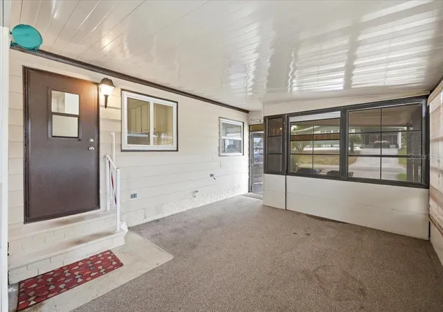 Photo 4 of Manufactured home for sale at 1603 Foxway Dr, Lakeland, FL 33810 | MLS# L4961777 | Listing updated on 2026-09-23