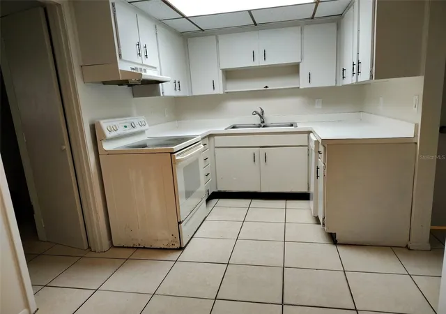 5th image of 3715 Colby St, Sarasota, FL 34232 | MLS# A4693088