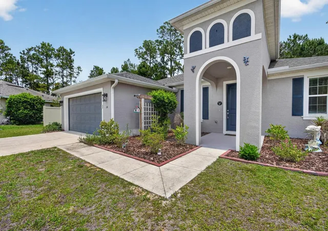 Photo 4 of Single family home for sale at 14 Seville Pl, Palm Coast, FL 32164 | MLS# FC318431 | Listing updated on 2026-07-07