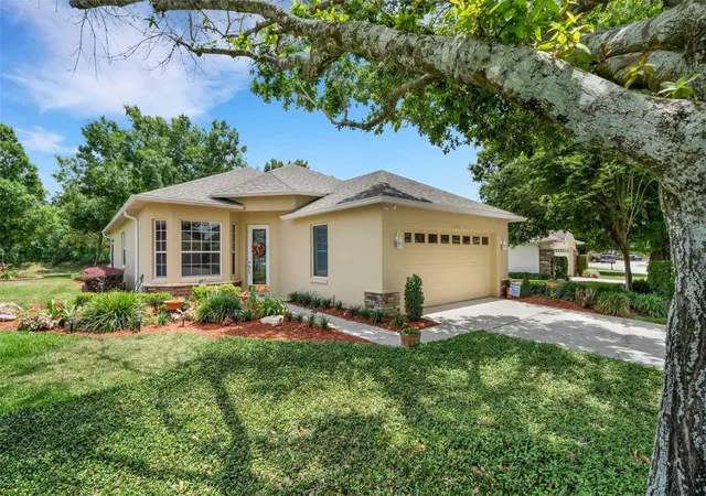 Photo 1 of Single family home for sale at 6560 Lake Clark Dr, Lakeland, FL 33813 | MLS# L4961782 | Listing updated on 2026-10-05