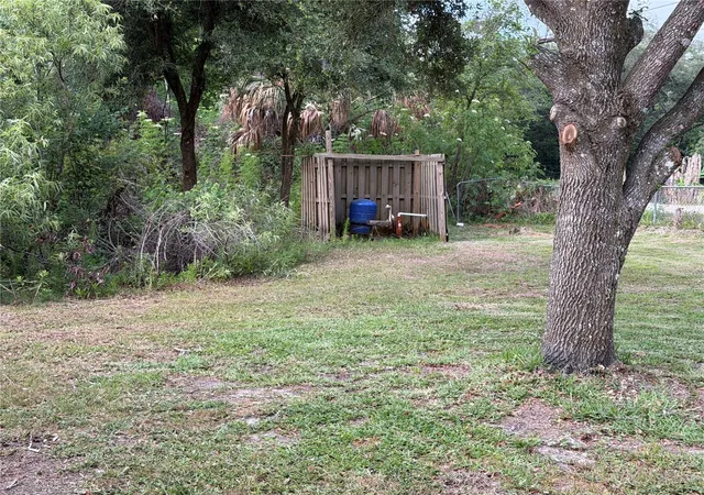 Photo 2 of Manufactured home for sale at 8336 Hamster Dr, Zephyrhills, FL 33540 | MLS# TB8506965 | Listing updated on 2026-06-17