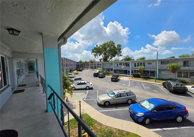 Homes for sale in Kenneth City, FL | 4325 58th Wy N #1525, Kenneth City, FL 33709 | MLS# TB8506974