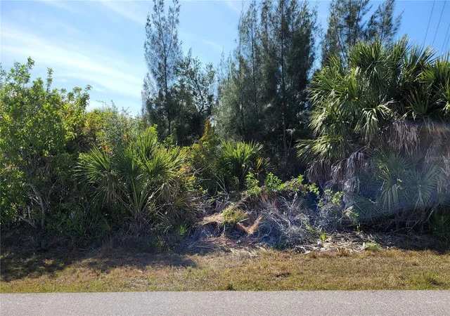 Photo 4 of Land for sale at 9598 Spring Cir, Port Charlotte, FL 33981 | MLS# D6147399 | Listing updated on 2026-05-10