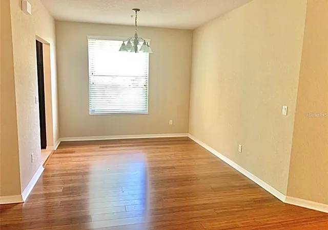 Listing Photo 4 - Condo for sale in building located at 8363 Bella Tierra Ct, DAVENPORT, FL 33896