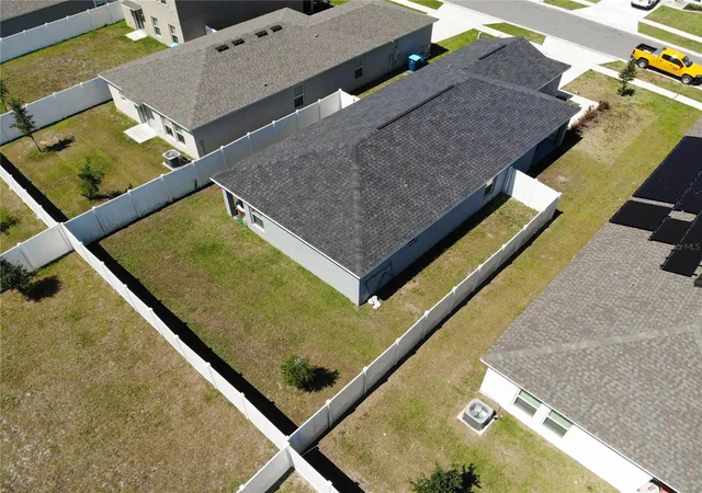 Photo 4 of Single family home for sale at 1923 Golden Beak Dr, Eagle Lake, FL 33839 | MLS# L4961788 | Listing updated on 2026-09-22