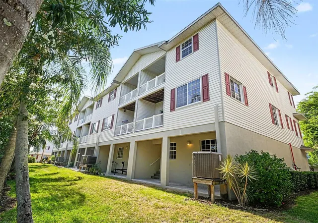 Homes for sale in Palmetto, FL | 3325 10Th Ln W, Palmetto, FL 34221 | MLS# O6406527