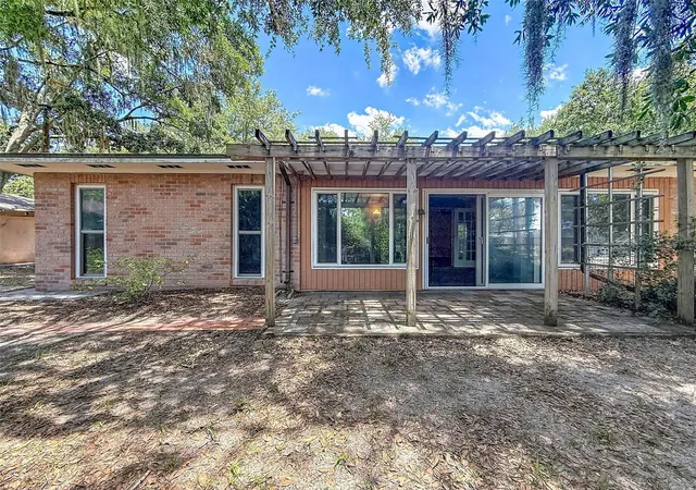 Photo 3 of Single family home for sale at 18202 Oakdale Rd, Odessa, FL 33556 | MLS# TB8507025 | Listing updated on 2026-08-03